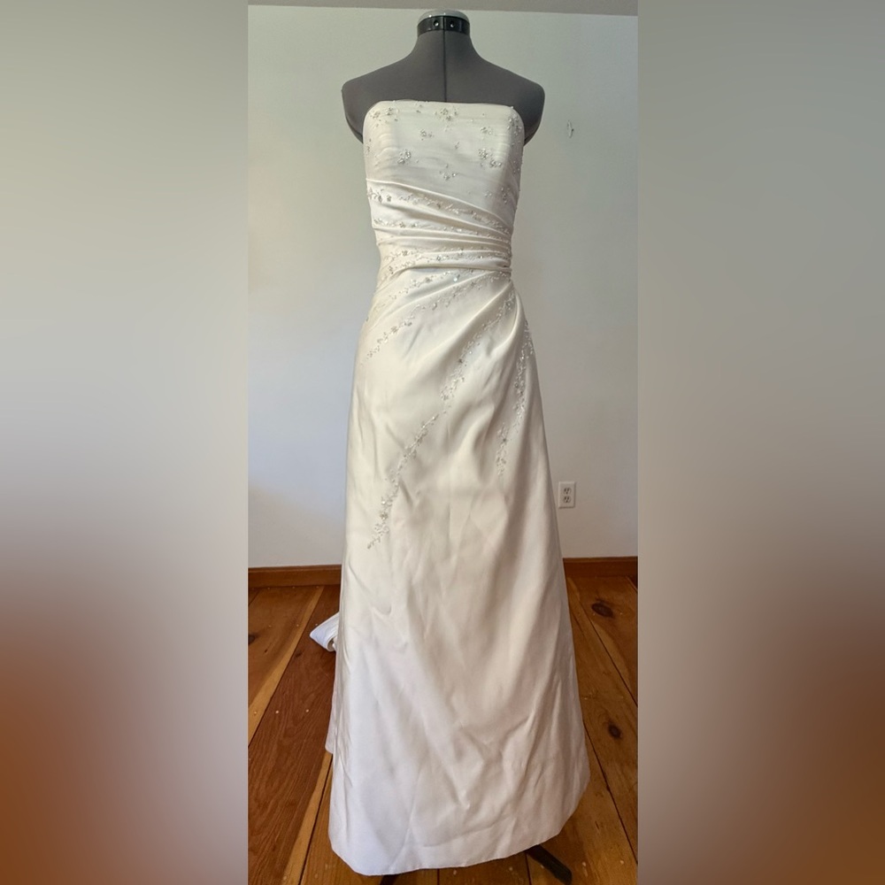 Cream Asymmetrical Ruched Strapless  Wedding Gown